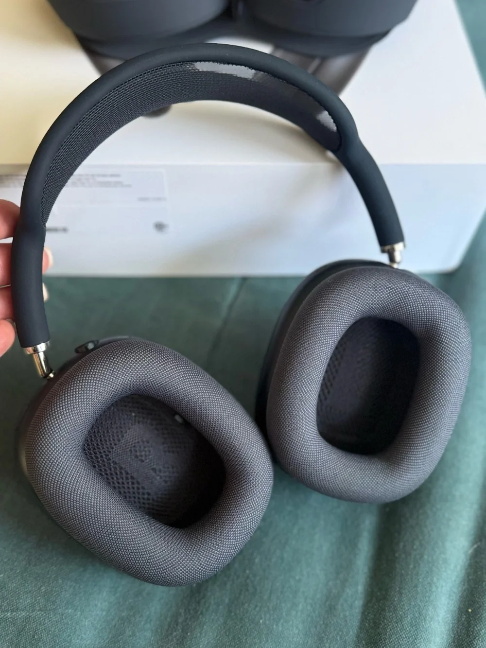Apple AirPods Max Headphones - Midnight